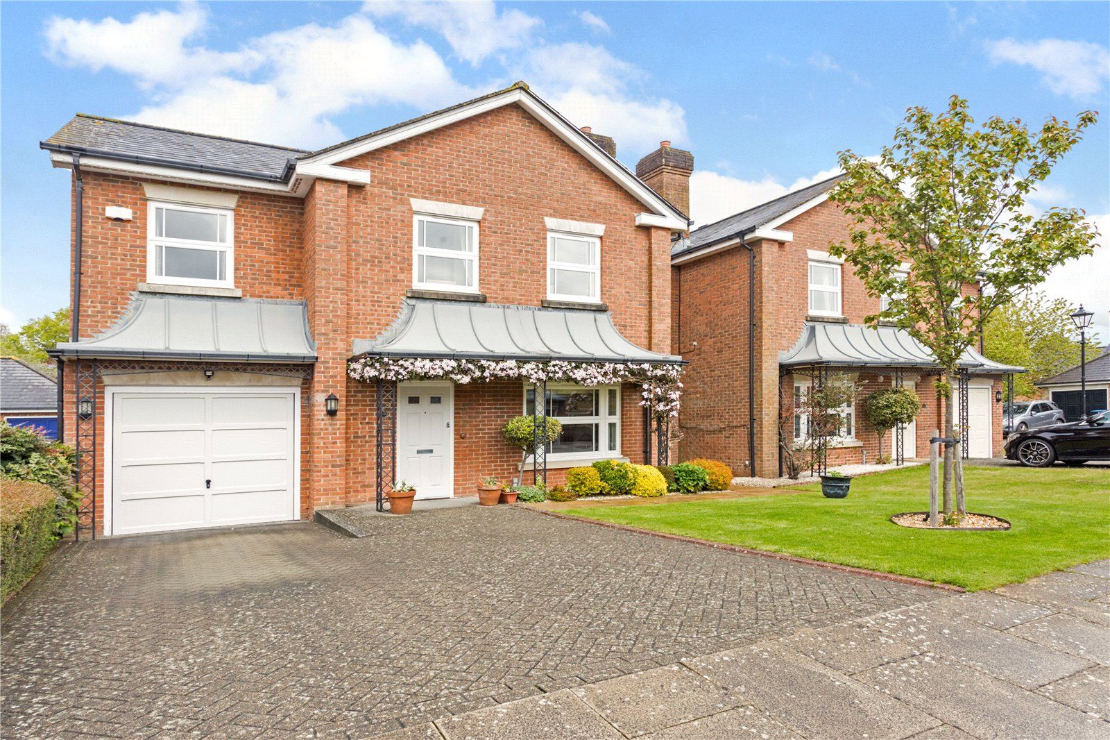 4 bed detached house for sale in Tower Place, Warlingham, Surrey CR6