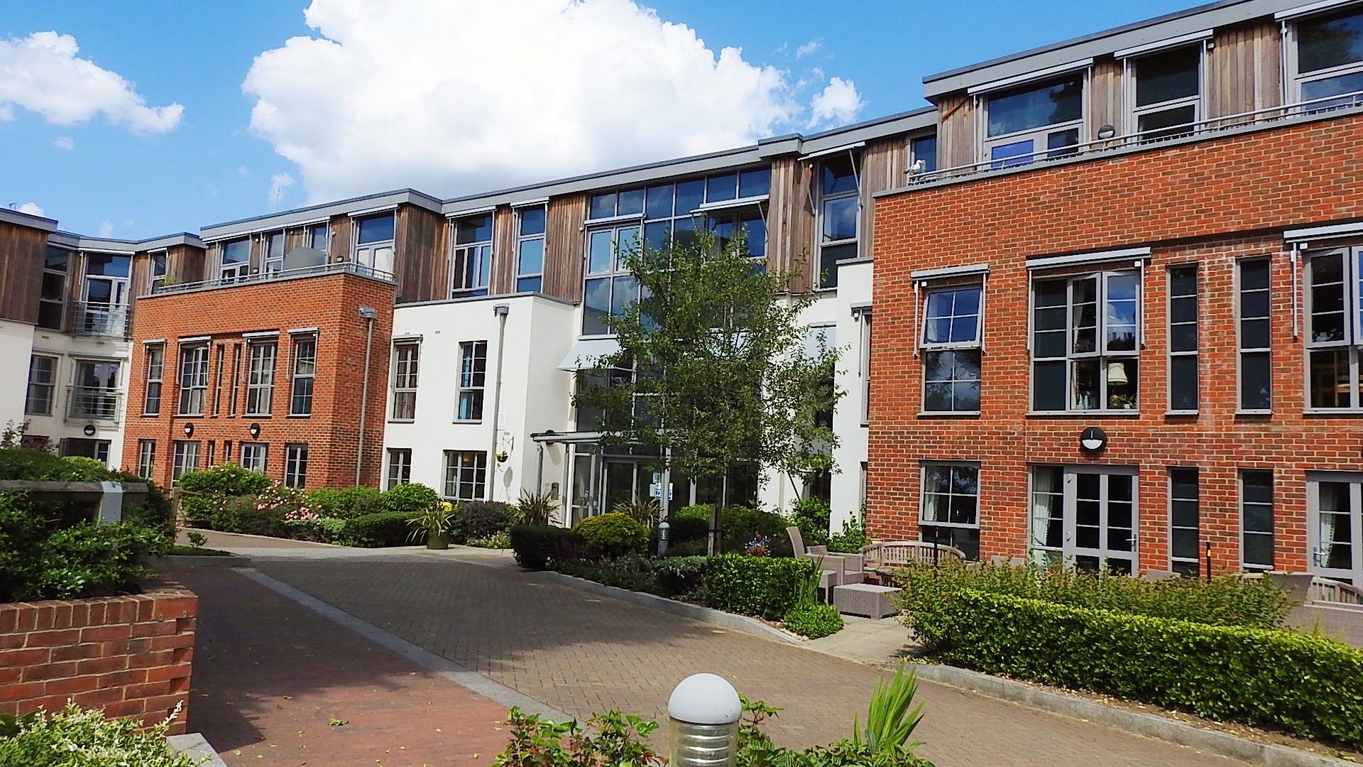 1 bed flat for sale in Liberty House, Kingston Road, Raynes Park SW20 Zoopla