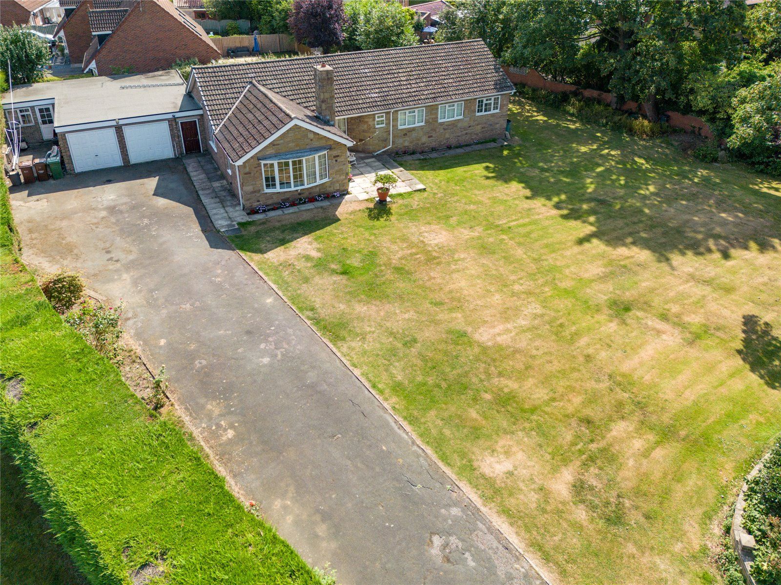 4 bed bungalow for sale in York Place, Ackworth, Pontefract, West Yorkshire WF7 Zoopla