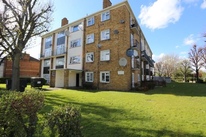 Cecil House Chingford Road Walthamstow London E17  