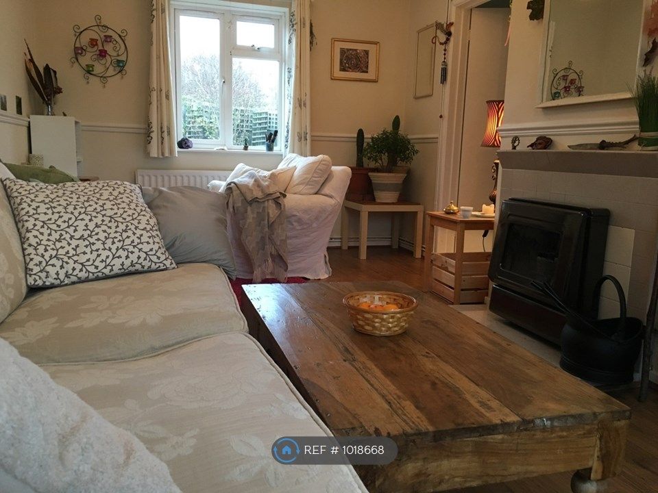 2 bed semidetached house to rent in Stratford Road, Lighthorne Heath