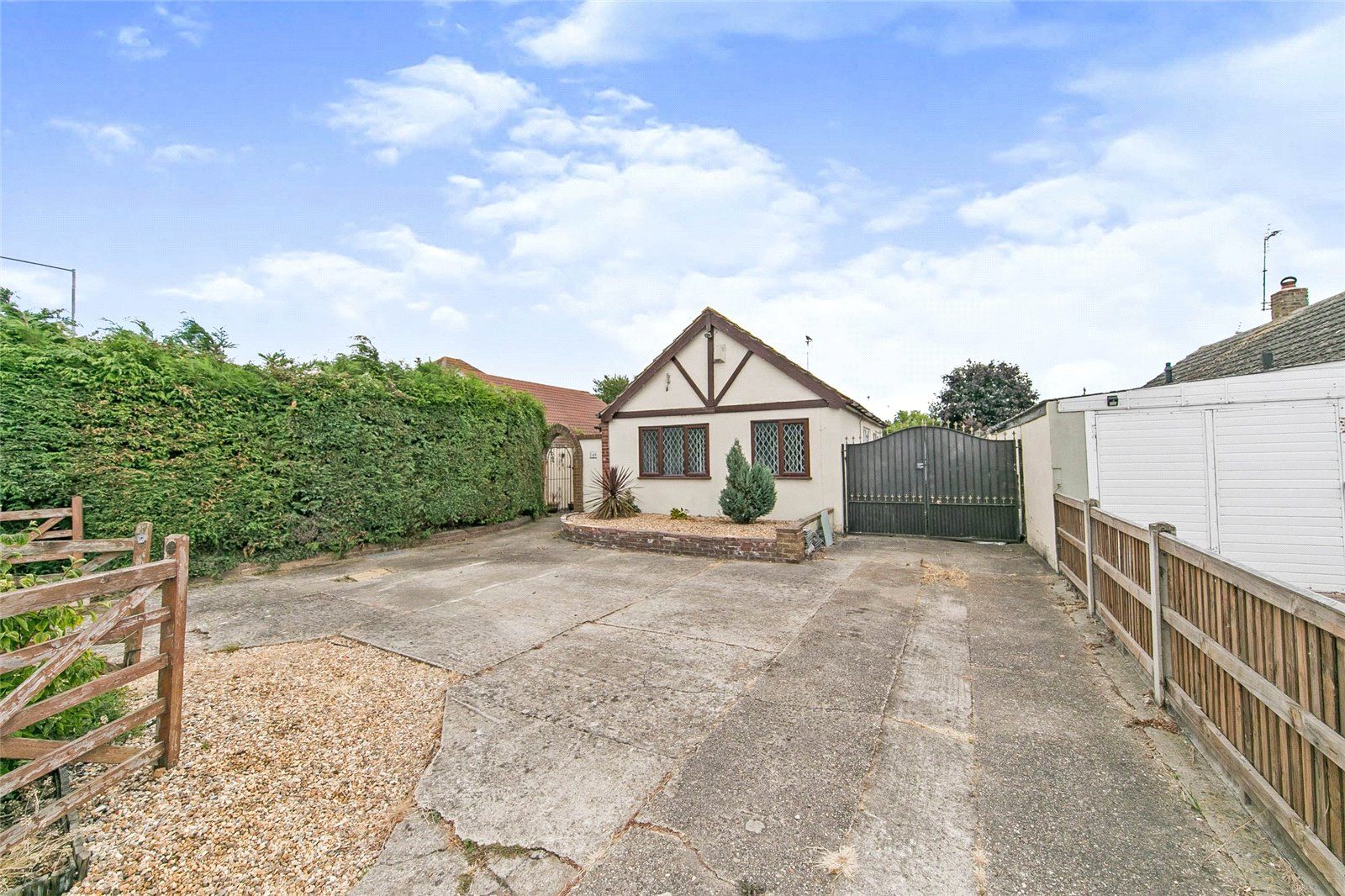 3 bed bungalow for sale in Burrs Road, ClactonOnSea, Essex CO15 Zoopla