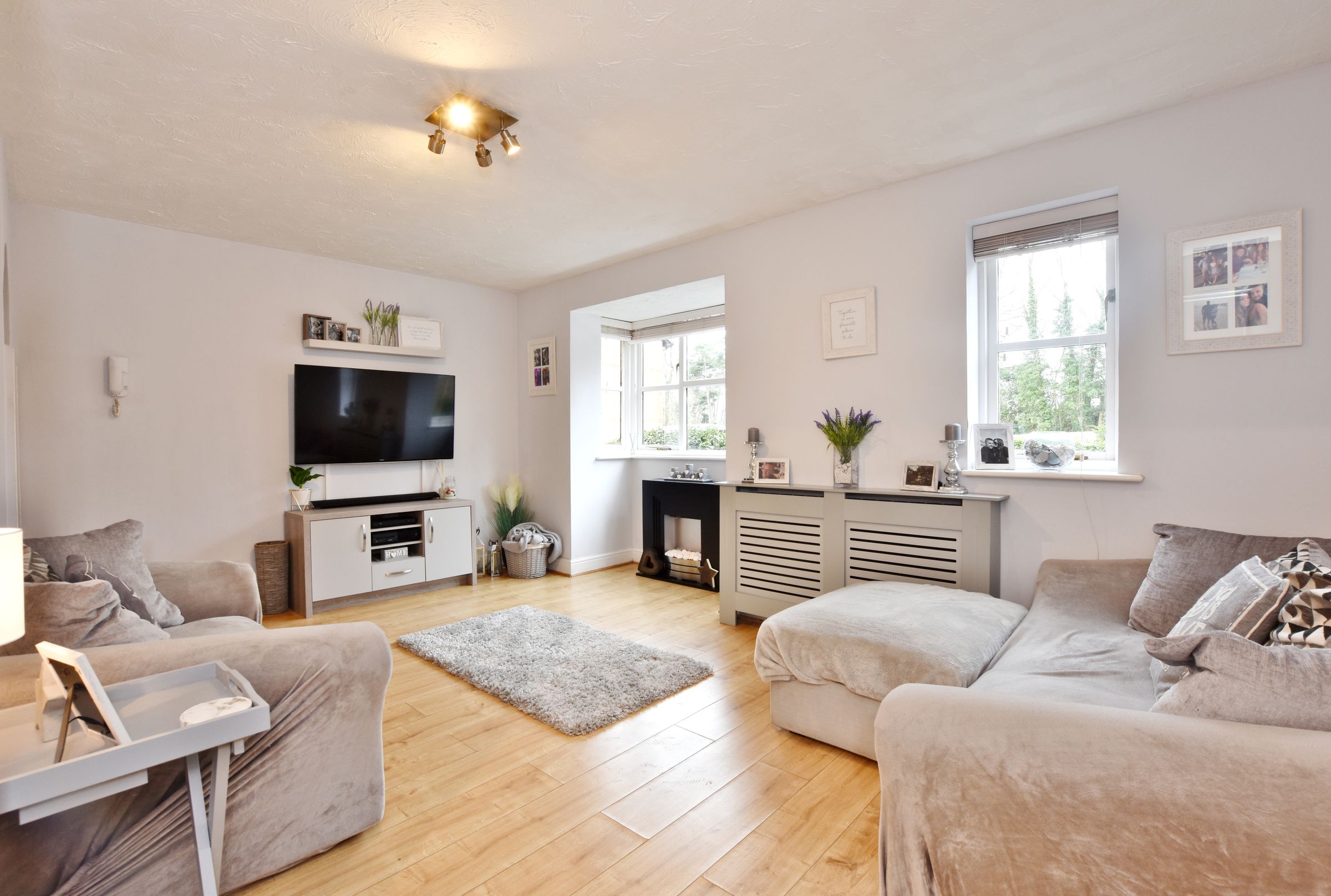 Osprey Close, Garston, Watford WD25  