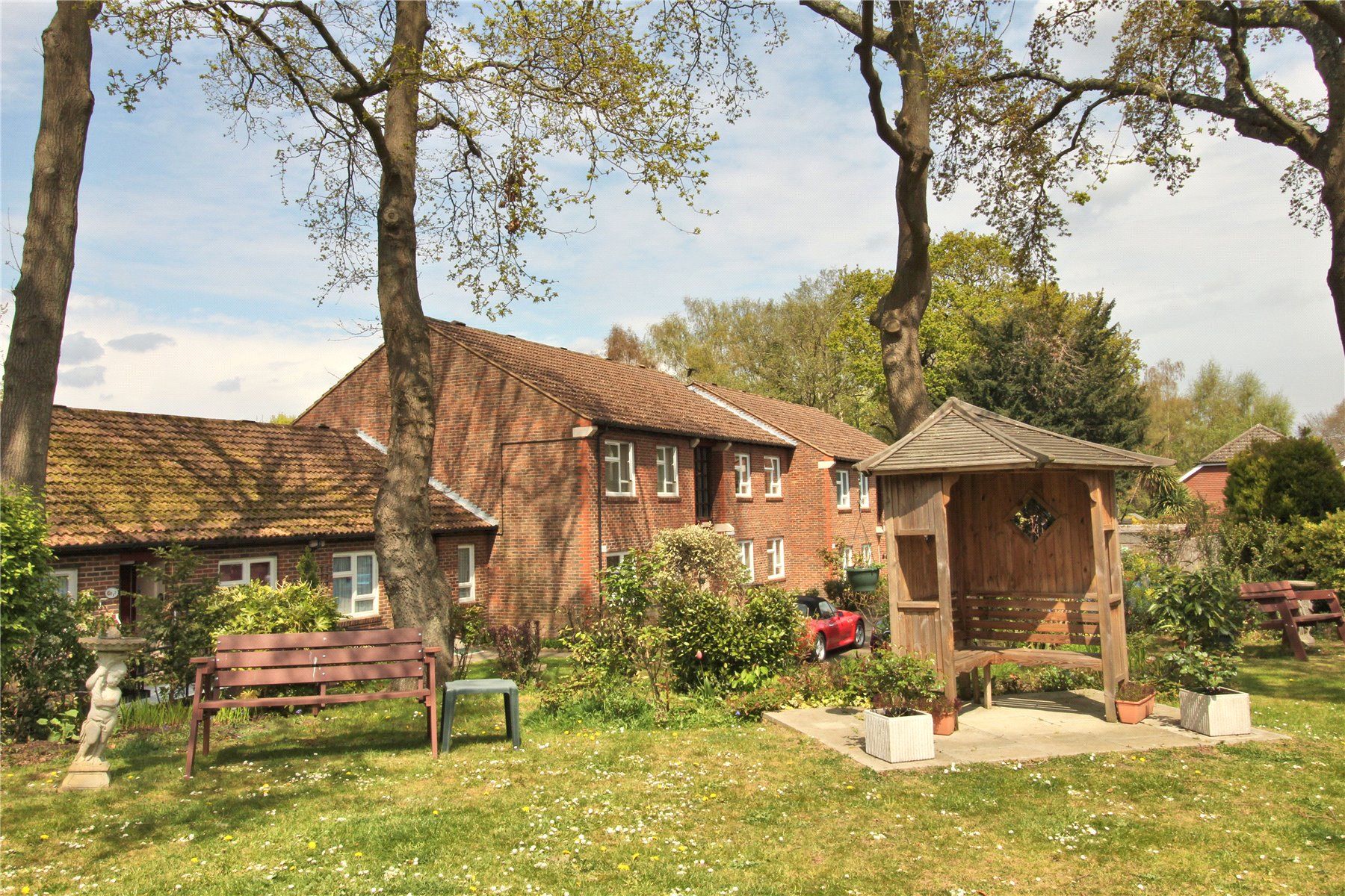 Halleys Court Woking GU21