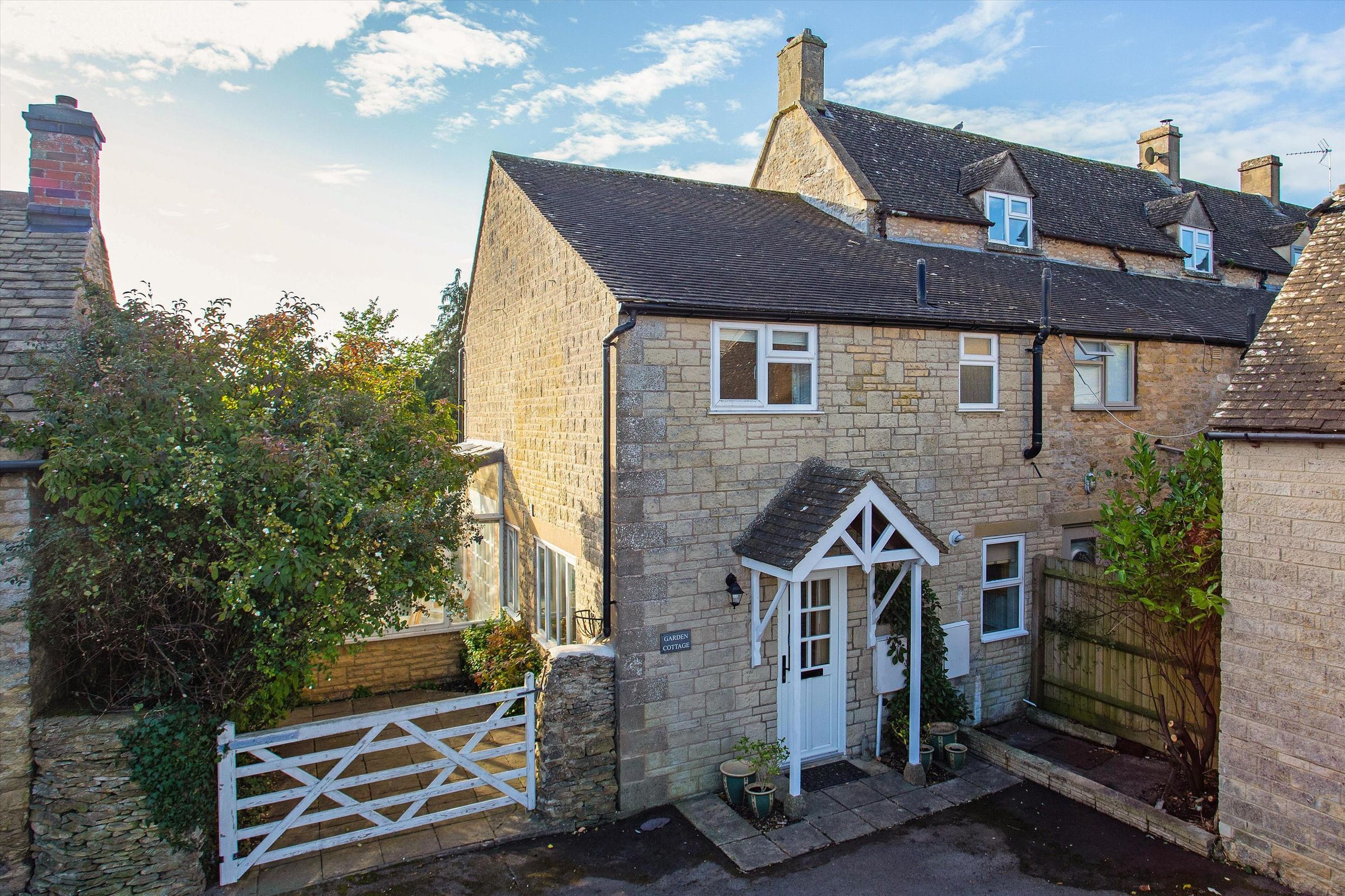 2 bed semidetached house for sale in Garden Cottage, Mount Pleasant