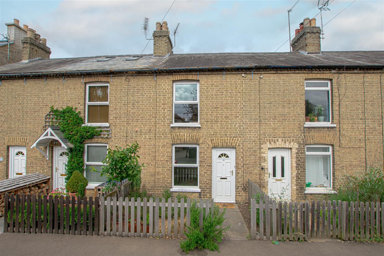 2 bed terraced house for sale in Station Road, Histon, Cambridge CB24