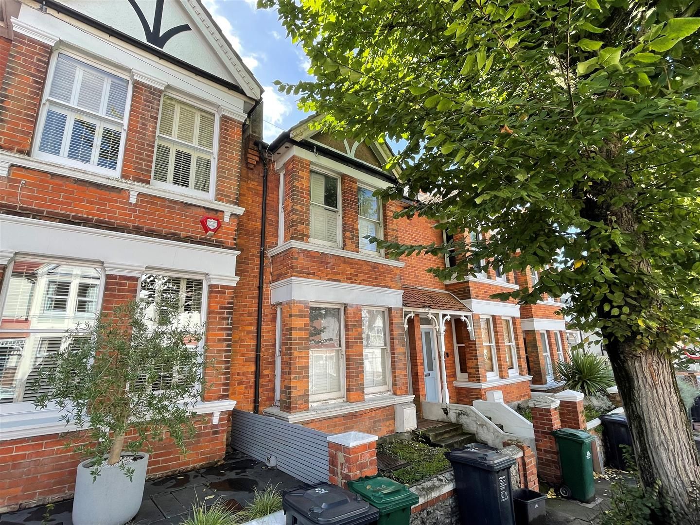 4 bed terraced house for sale in Osborne Road BN1 Zoopla