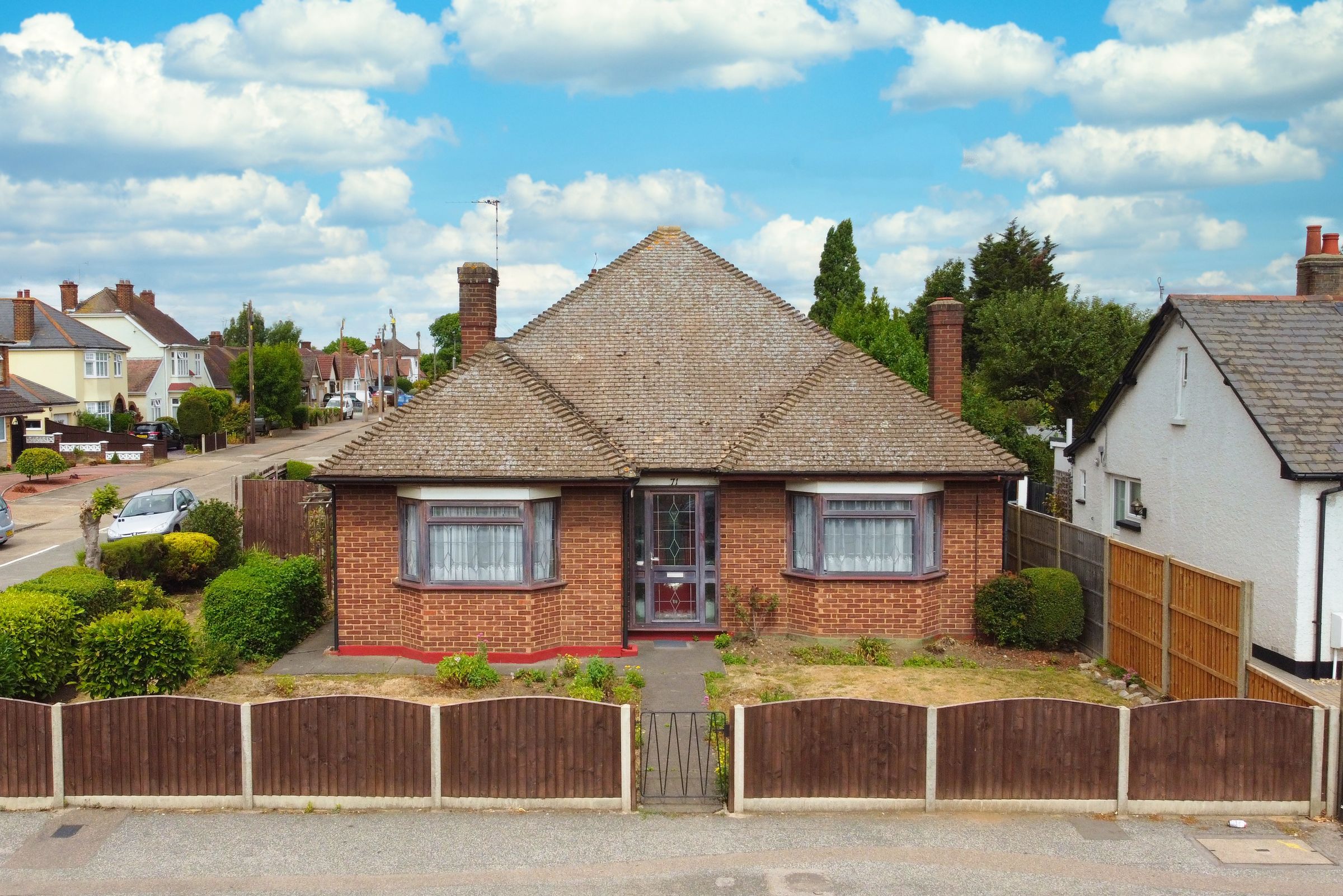 2 bed bungalow for sale in Corringham Road, StanfordLeHope, Essex