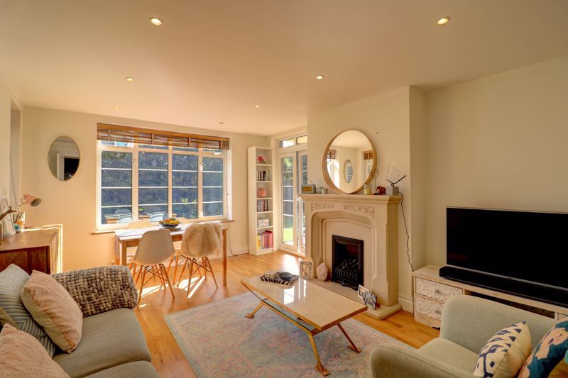 Wat Tyler Road, London SE3  