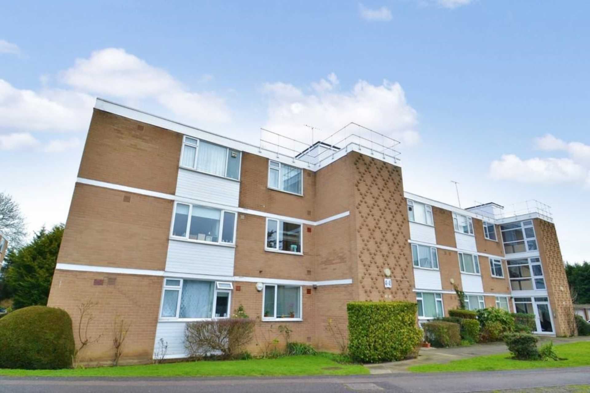 2 bed flat for sale in Boreham Holt, Borehamwood WD6 Zoopla