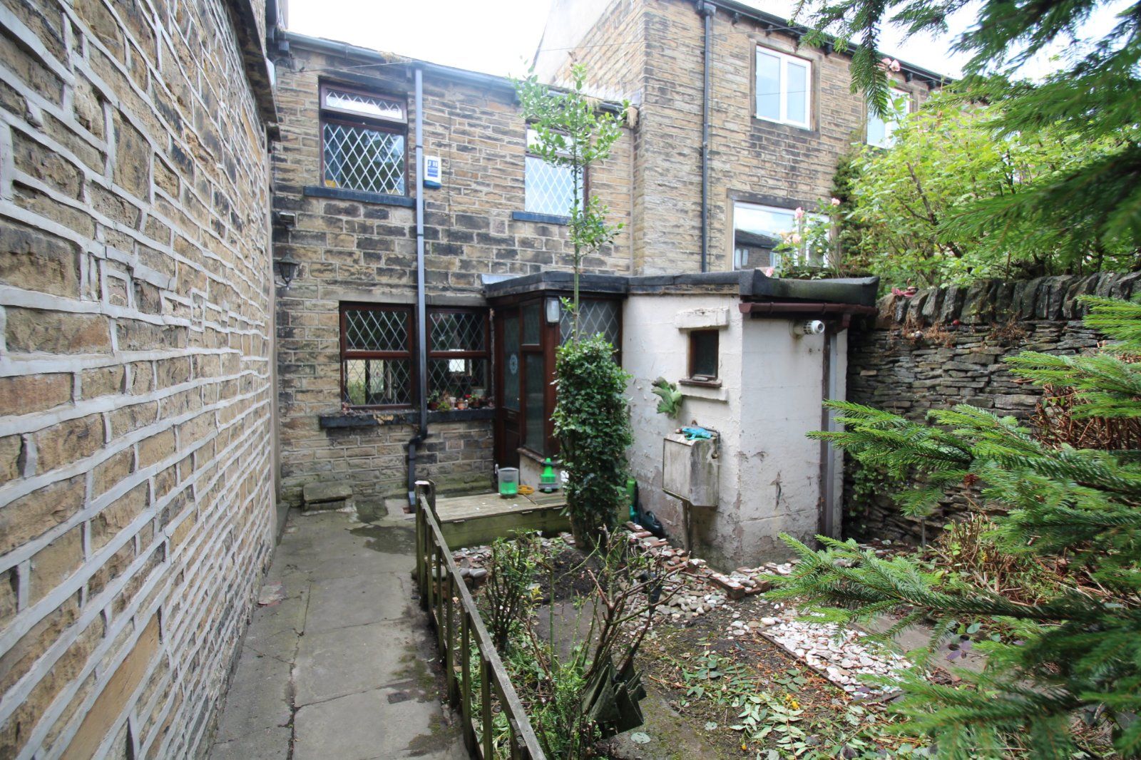 1 bed terraced house for sale in South View, Town Road, Kirkheaton