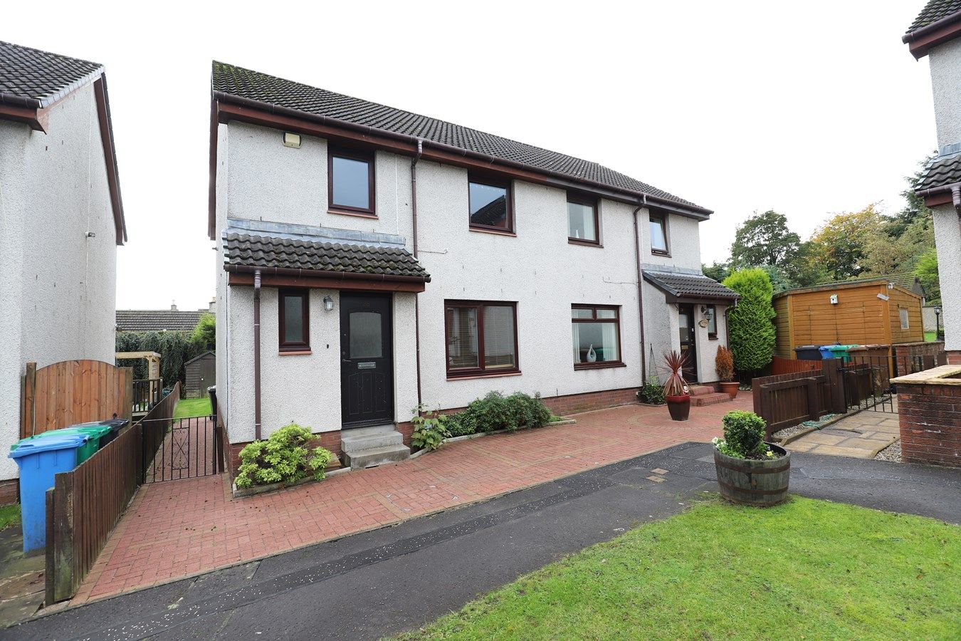 3 bed property for sale in Lawrence Street, Kelty KY4 Zoopla