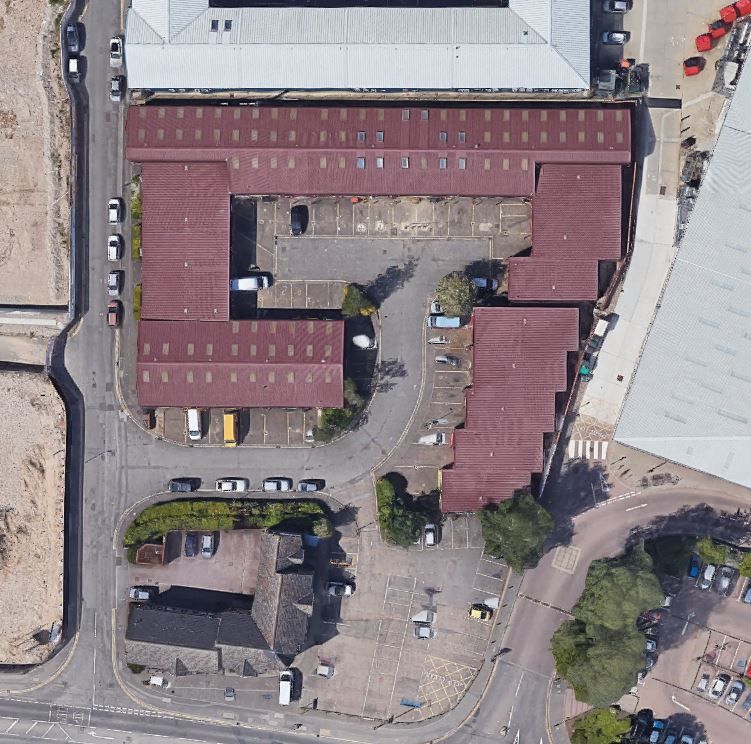 Warehouse to let in Eckersley Road Industrial Estate, Chelmsford CM1