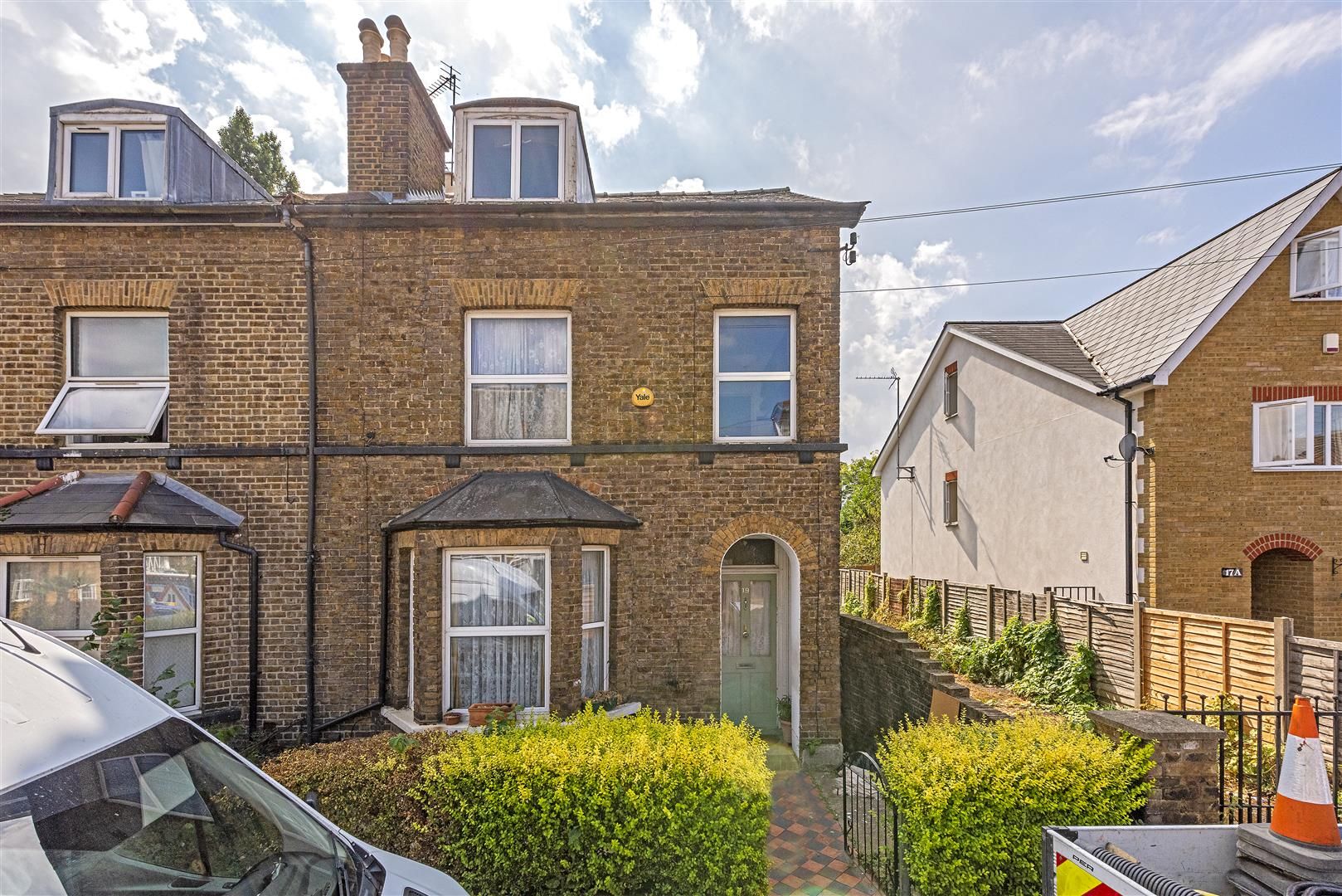 Detached house for sale in Pownall Road, Hounslow TW3 Zoopla