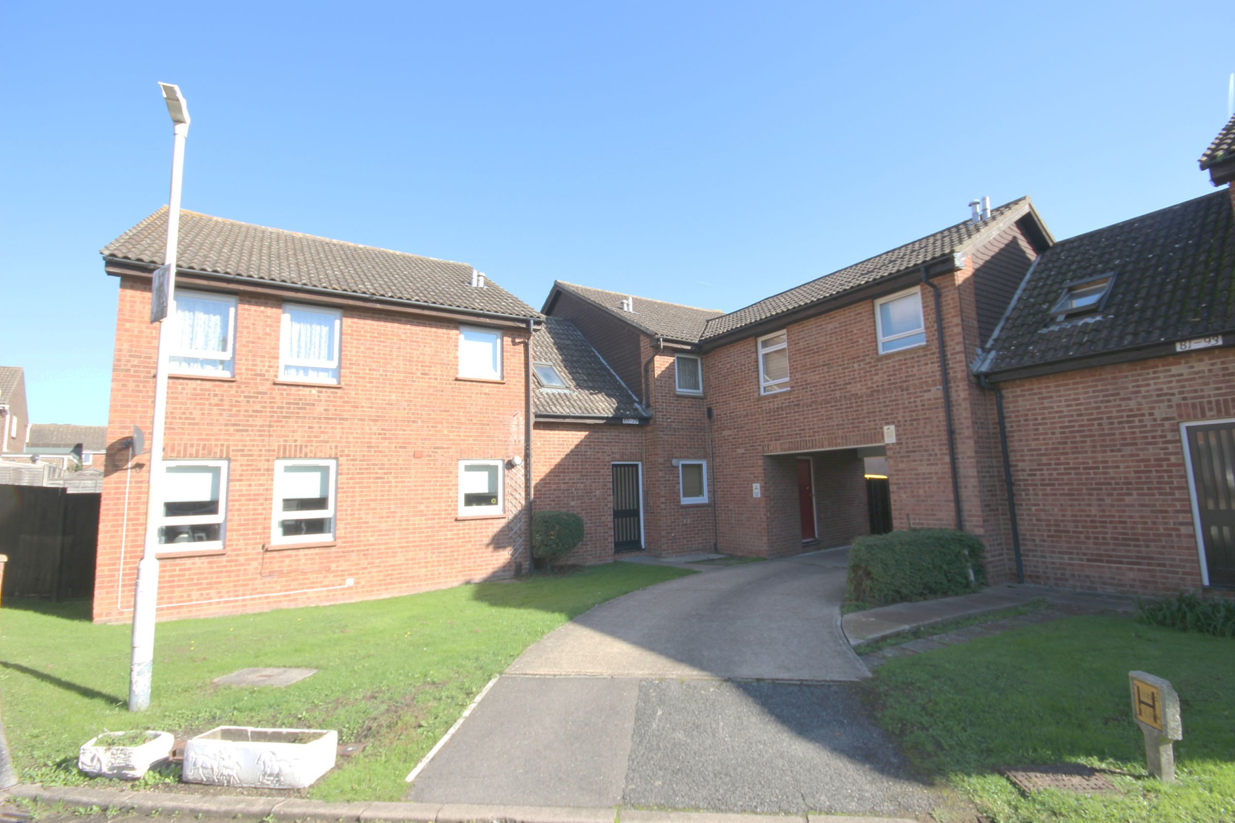 Studio to rent in Gassons Road, Snodland ME6 Zoopla