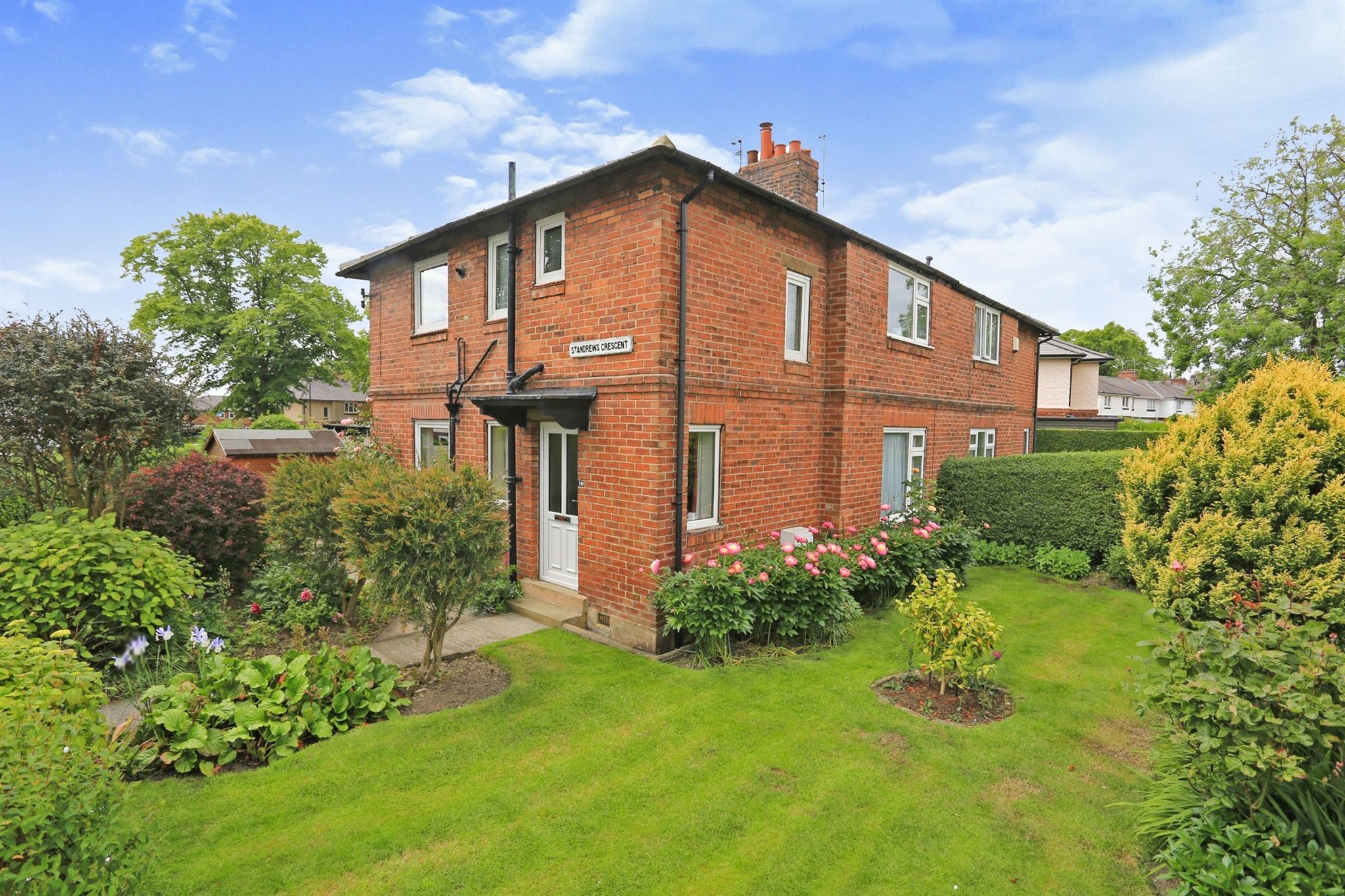 3 bed semidetached house for sale in St. Andrews Crescent, Harrogate