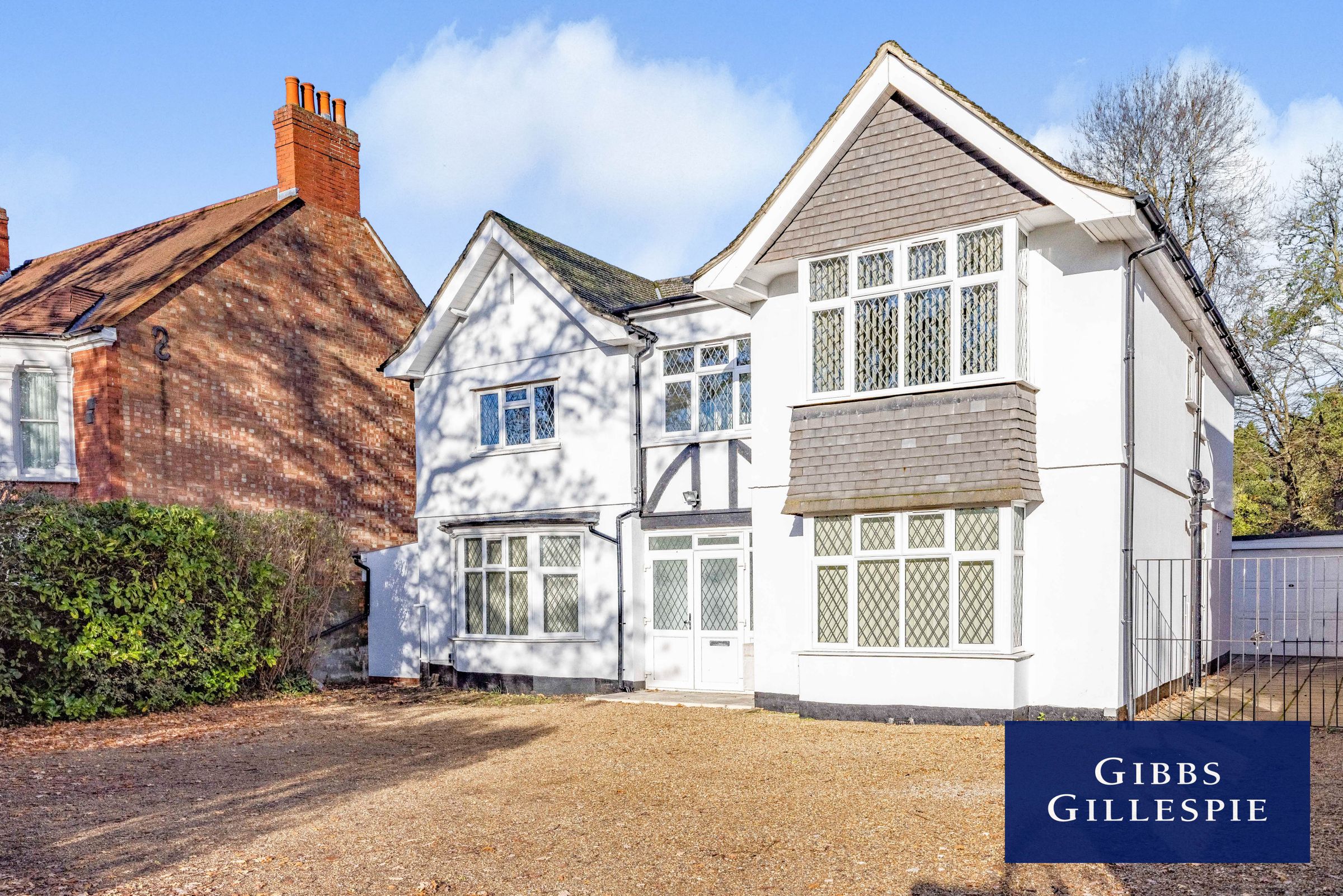 4 bed detached house to rent in Uxbridge Road, Harrow Weald, Harrow HA3