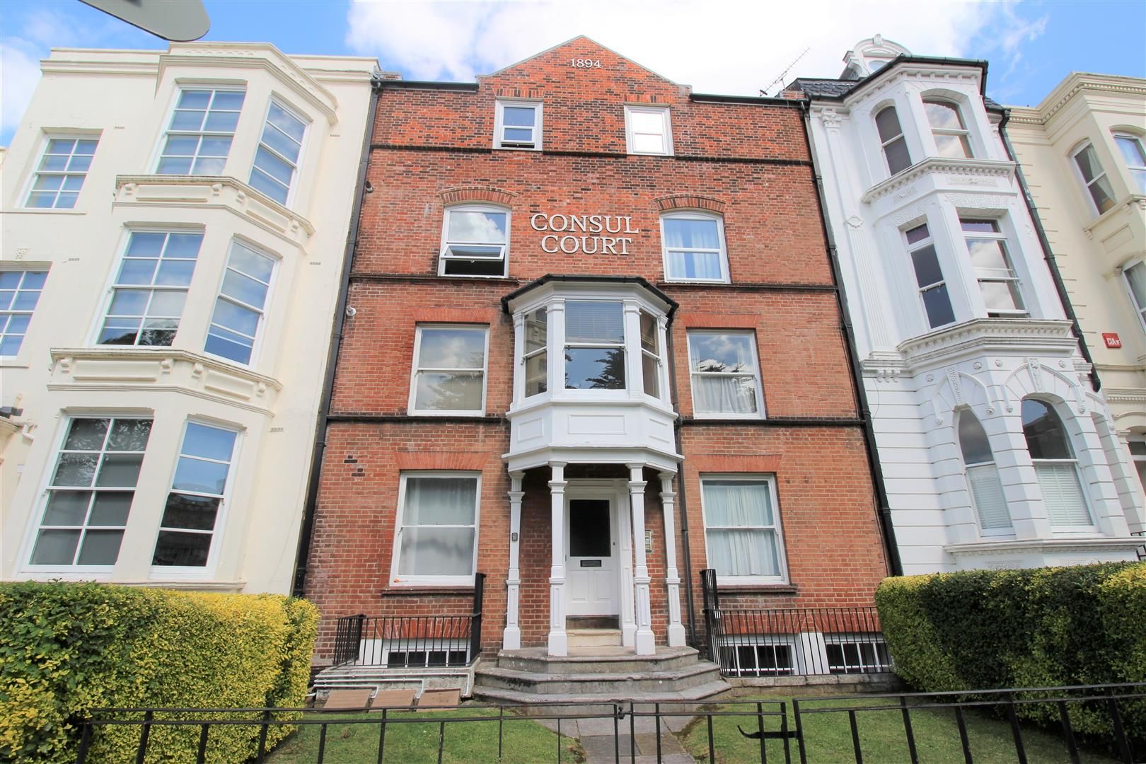 2 bed property to rent in Consul Court, 1617 Landport Terrace