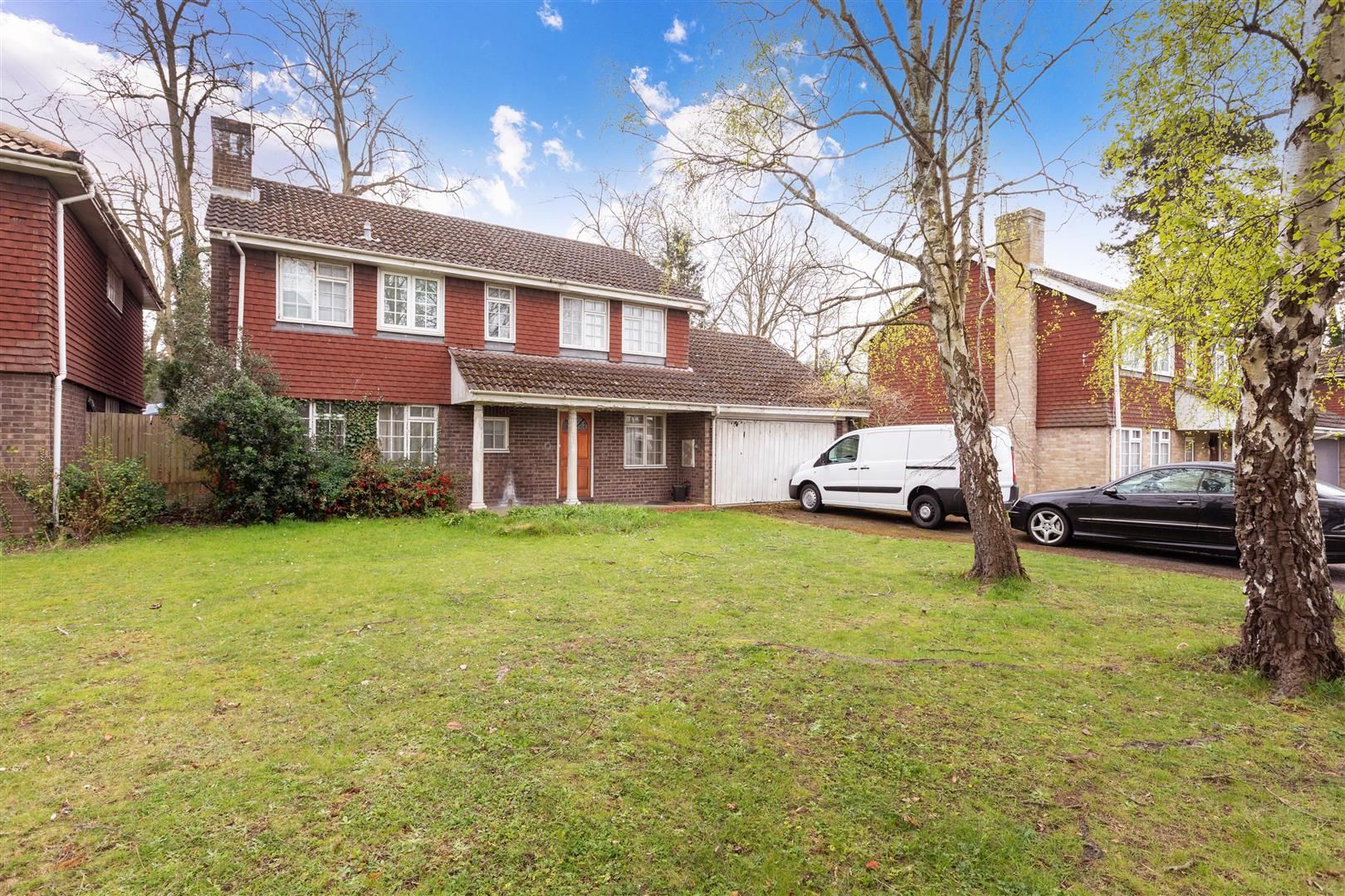 4 bed detached house for sale in The Binghams, Maidenhead SL6 Zoopla