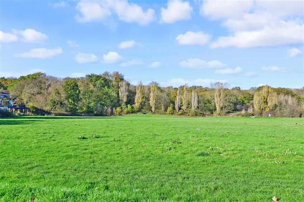 2 bed semidetached house for sale in Lodge Hill Lane, Chattenden