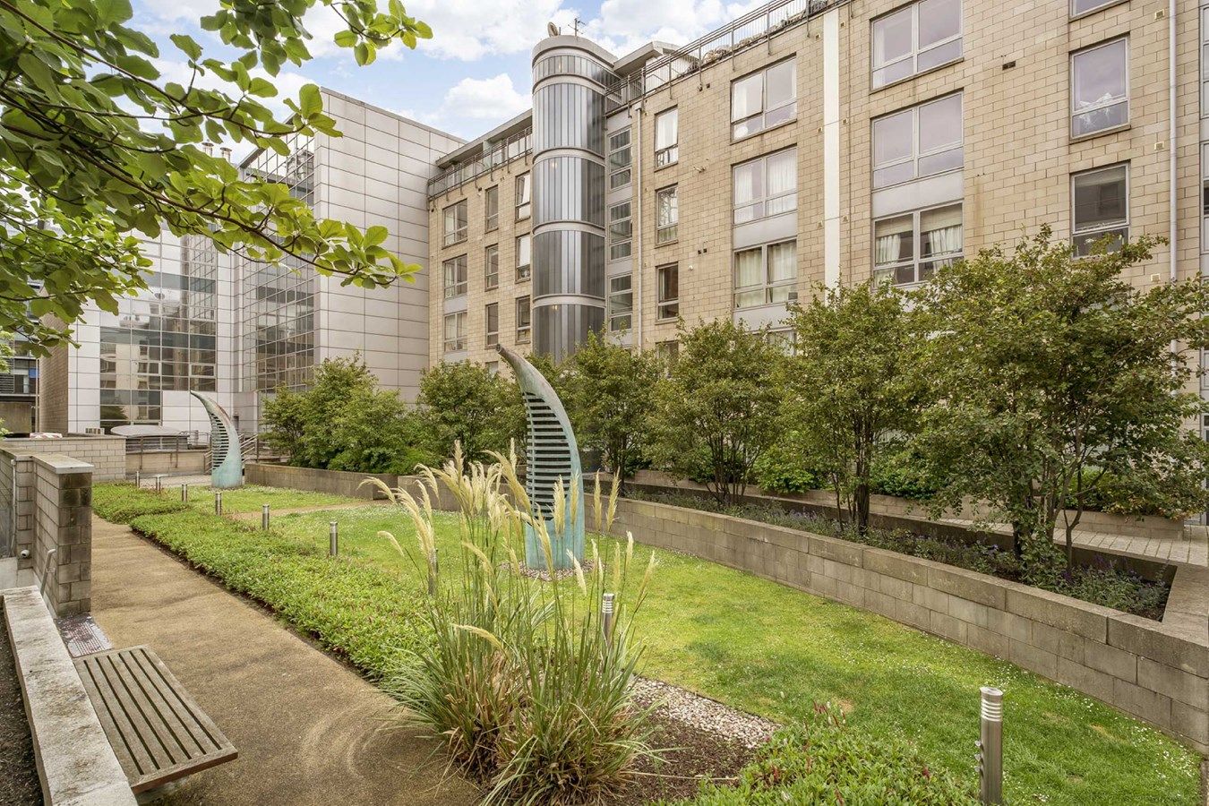 2 bed flat for sale in Gardner's Crescent, Edinburgh EH3 Zoopla