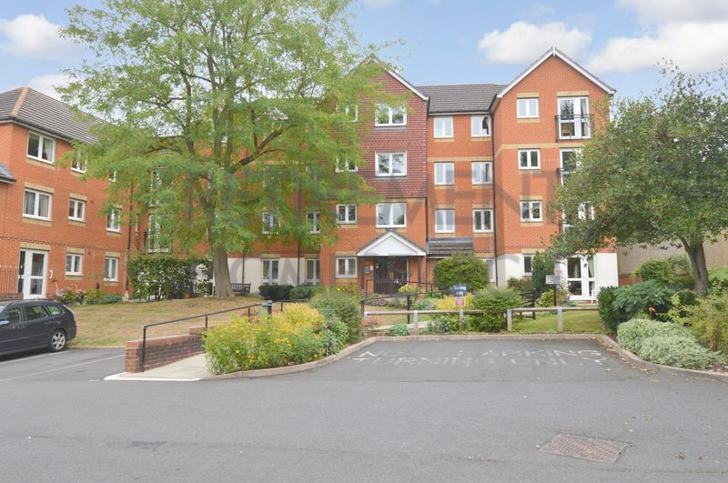 Florence Court, Aylesbury HP19  