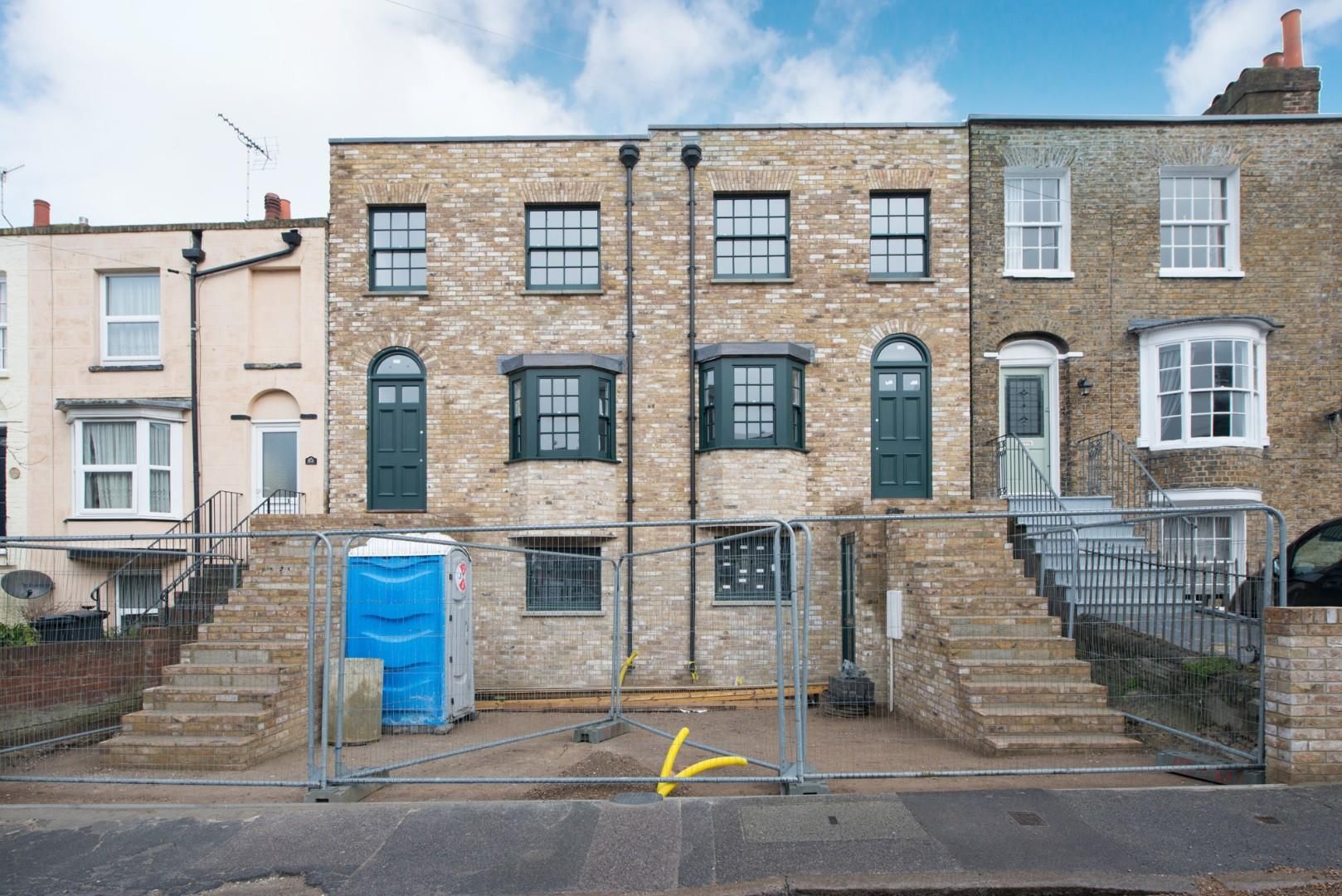3 bed semidetached house for sale in Dane Road, Margate CT9 Zoopla