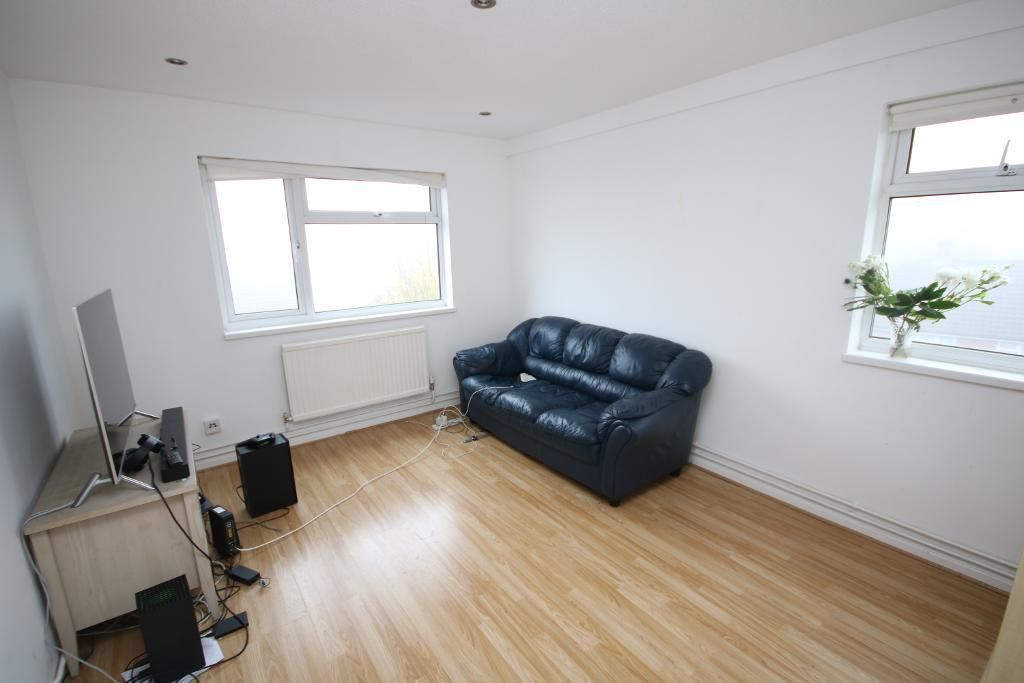 1 bed flat to rent in Vega Road, Bushey, Herts WD23 Zoopla