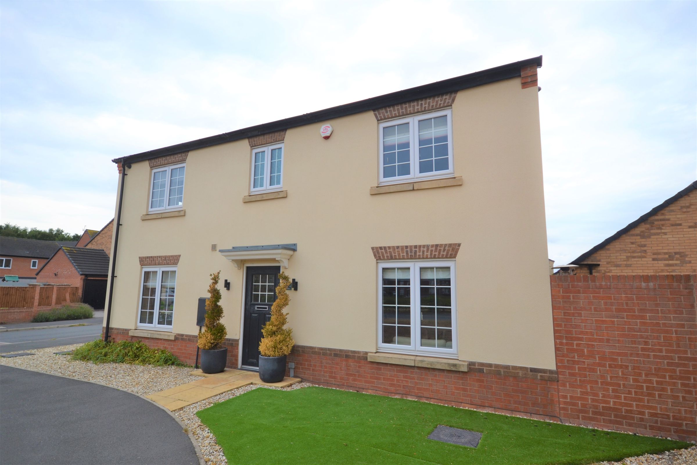 4 bed detached house for sale in Insall Way, Auckley, Doncaster DN9