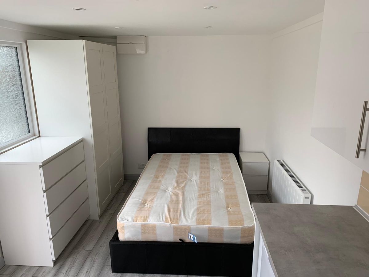 Studio to rent in Pocklington Close, London NW9 Zoopla