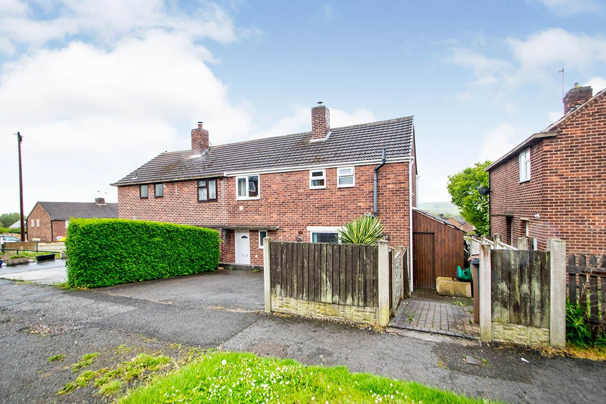 3 bed semidetached house for sale in Kenilworth Drive, Ilkeston DE7