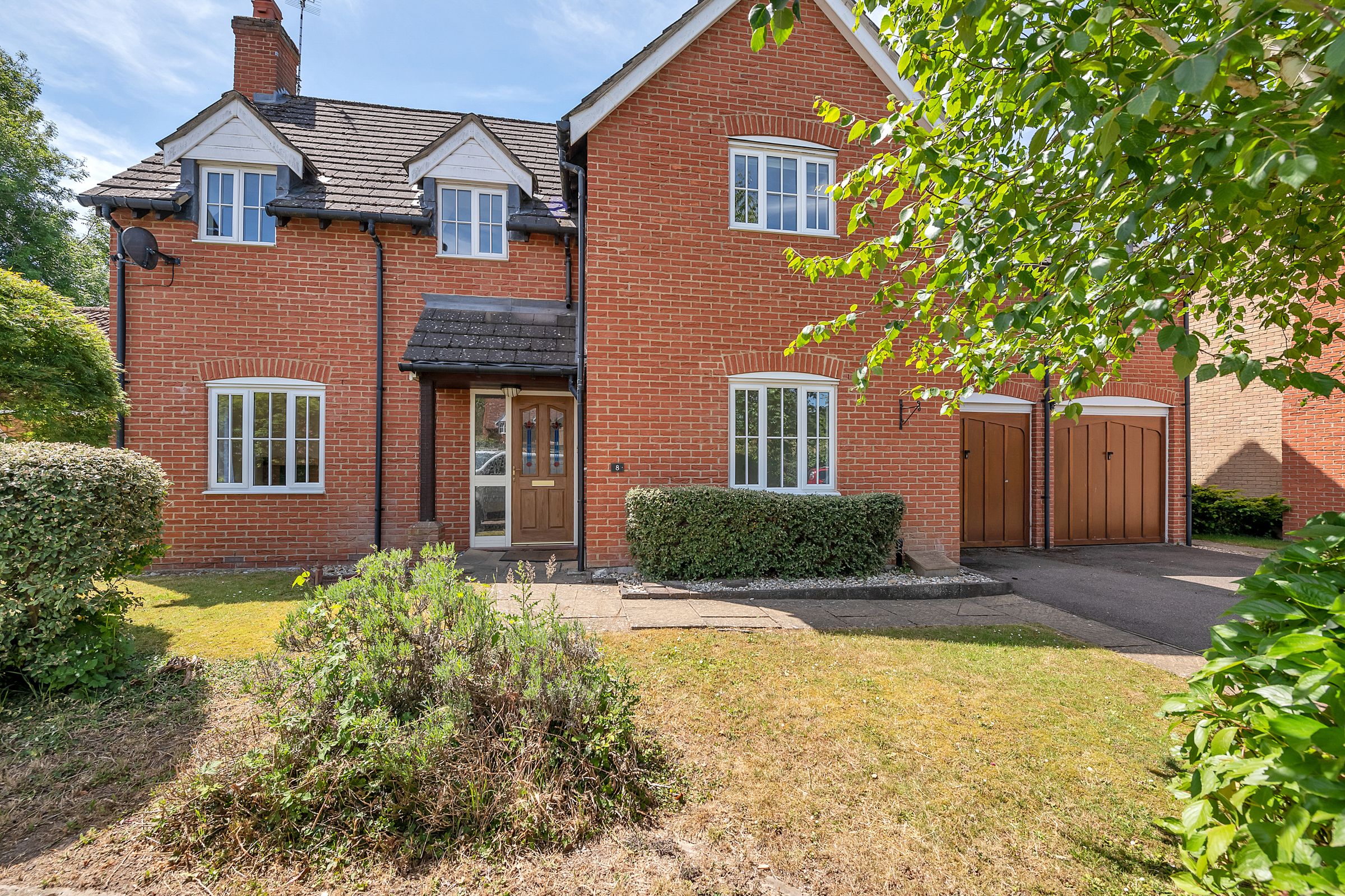 5 bed detached house for sale in Byfield Way, Bury St. Edmunds IP33