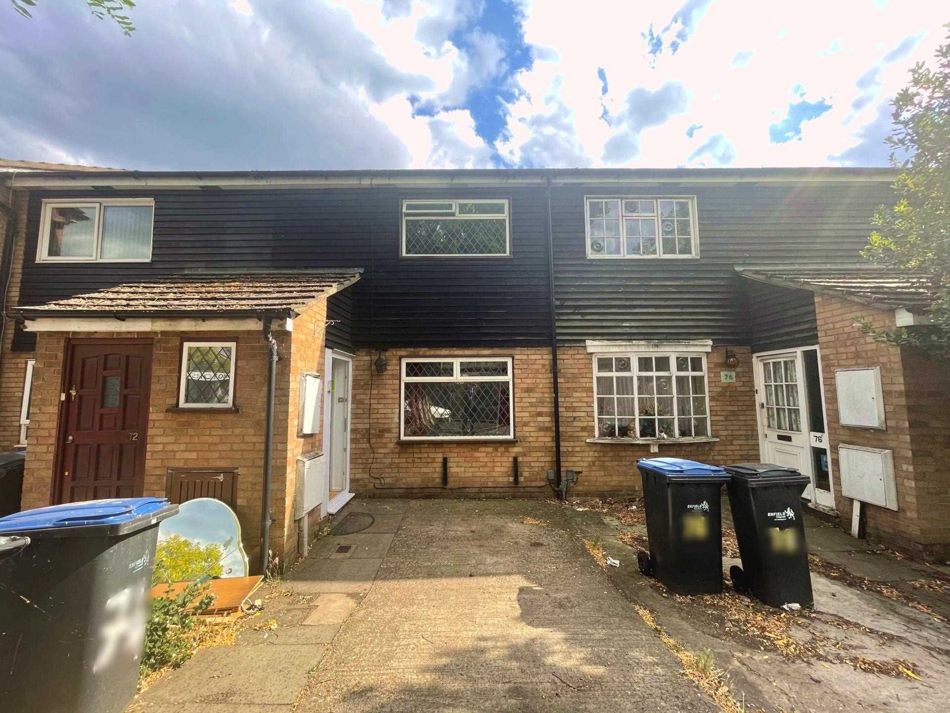 2 bed semidetached house for sale in Wellington Avenue, London N9 Zoopla