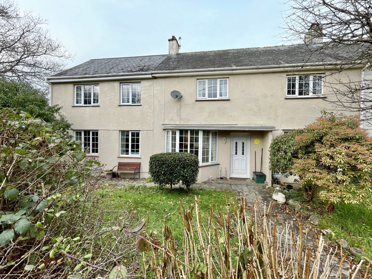 4 bed semidetached house for sale in Fillace Park, Horrabridge