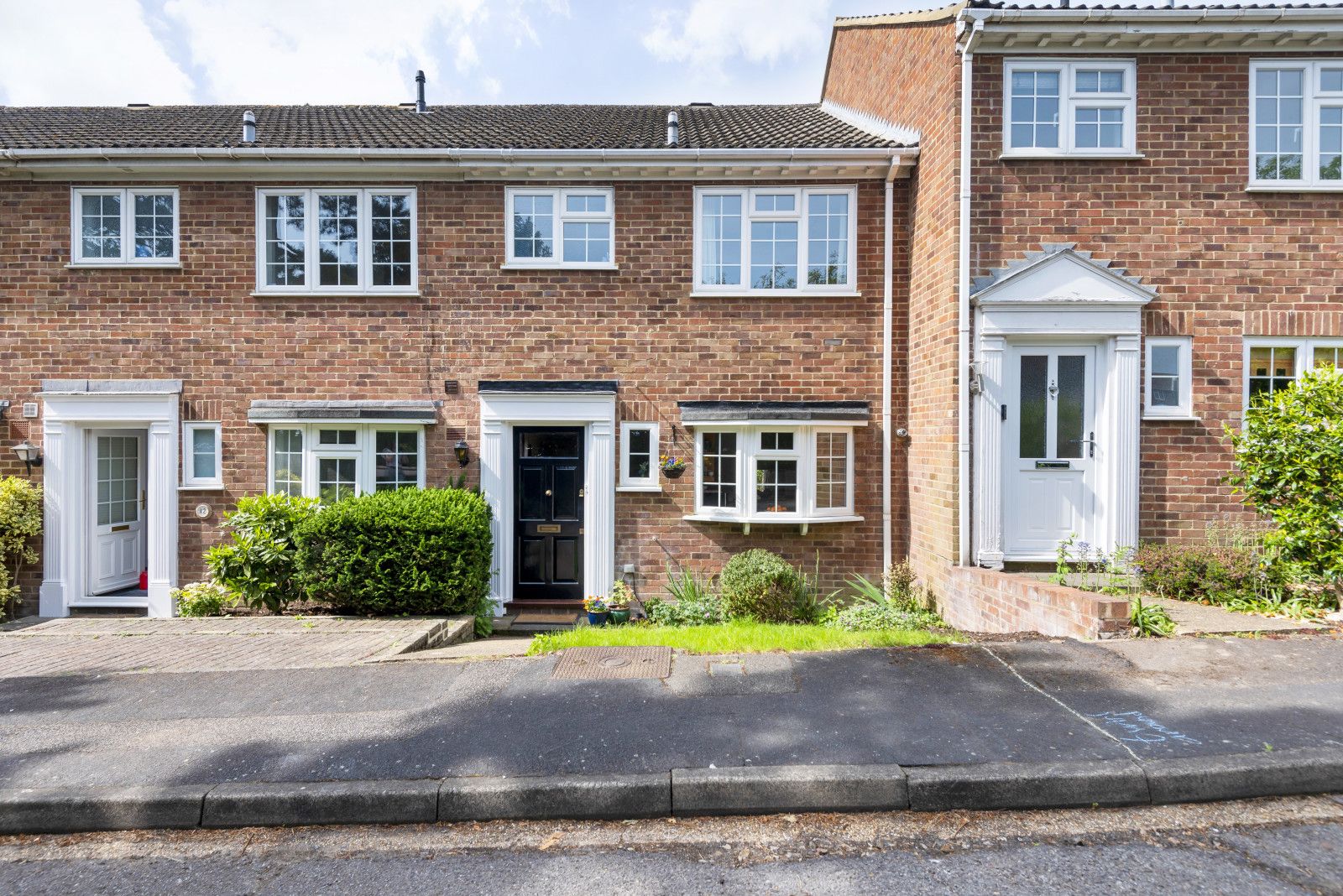 3 bed detached house for sale in Hanover Court, Woking, Surrey GU22