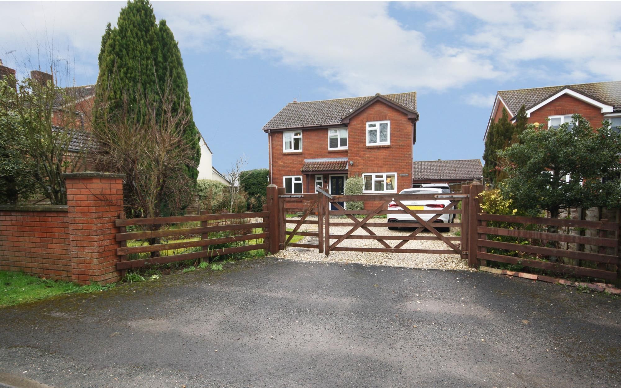 4 bed detached house to rent in Greenaways, New Road, Purton SN5 Zoopla