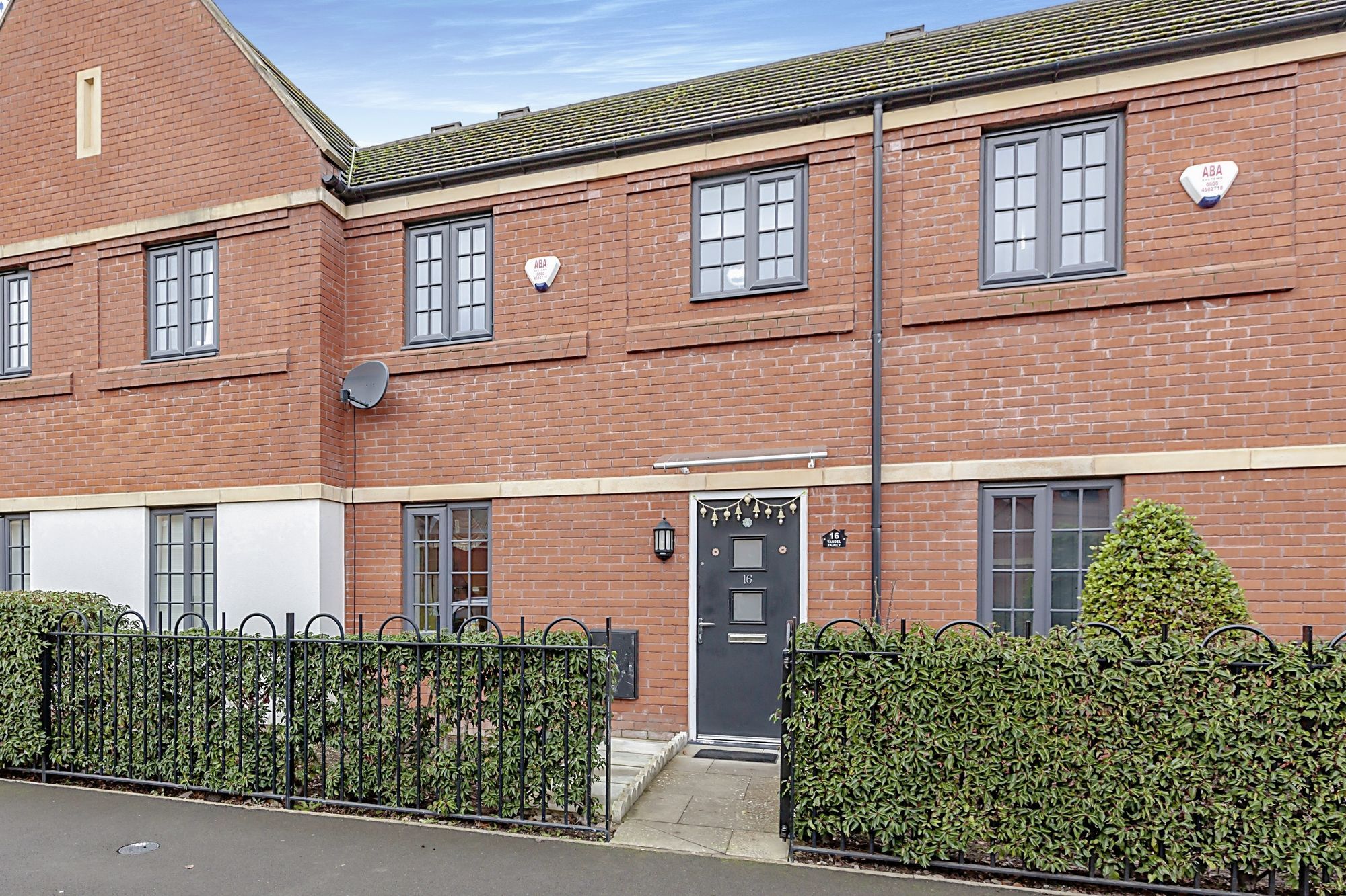 3 bed terraced house for sale in Wolsey Island Way, Leicester LE4 Zoopla