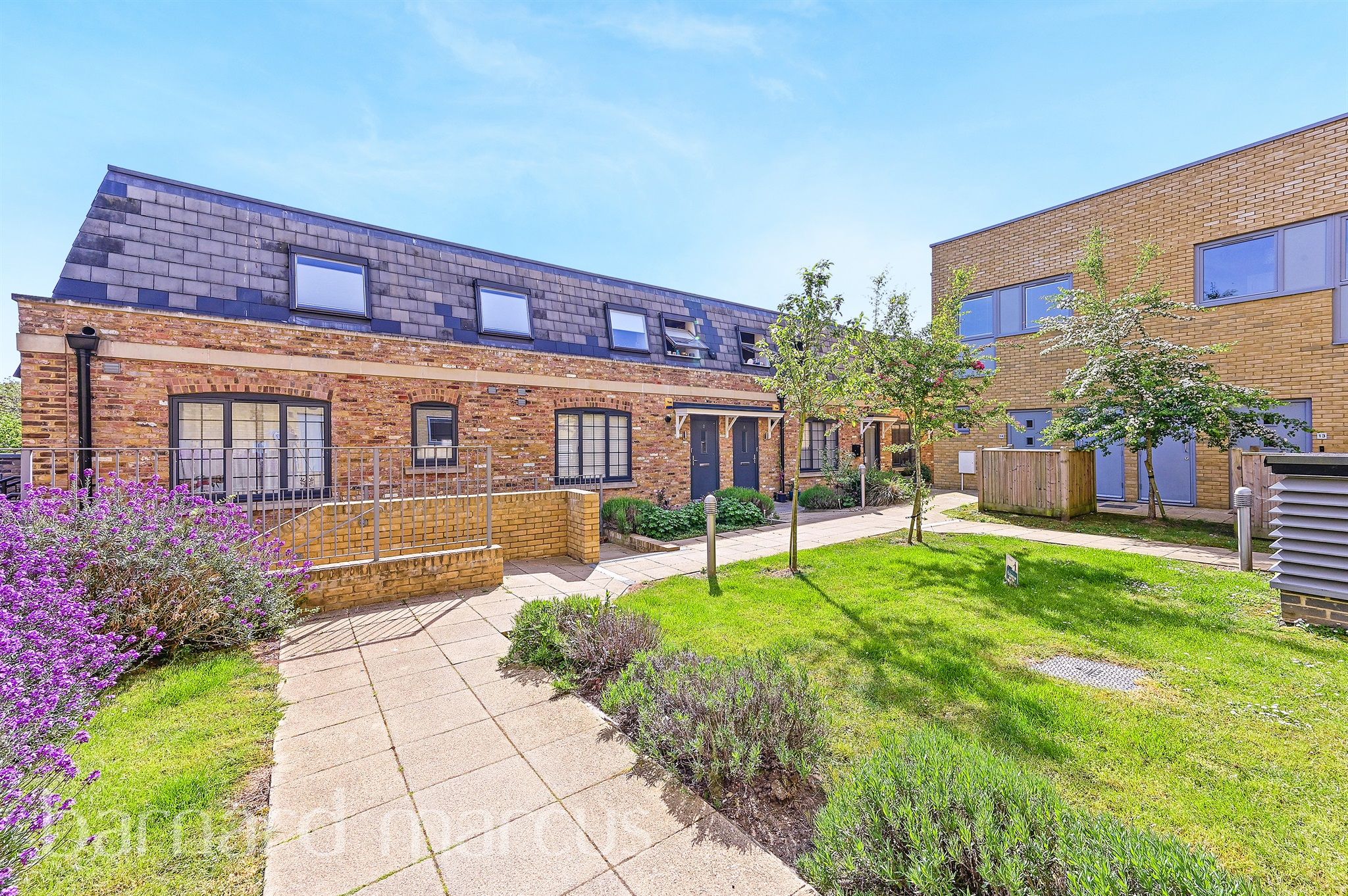 2 bed flat for sale in Woodcote Side, Epsom KT18 Zoopla