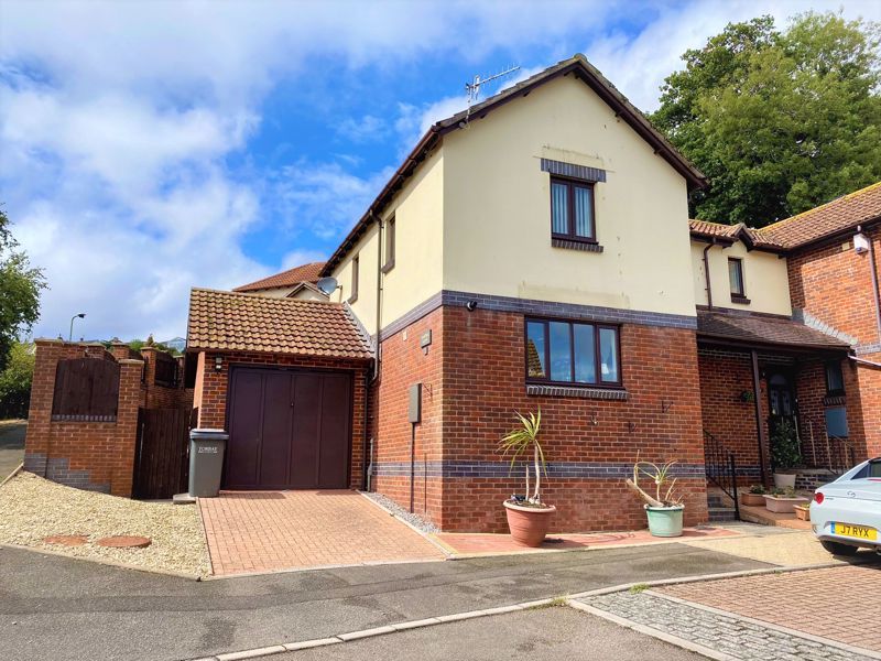 3 bed semidetached house for sale in Mariners Way, Preston, Paignton