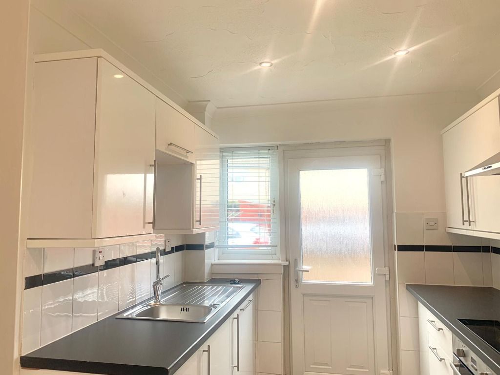 4 bed town house to rent in Bankhead Road, Kirkintilloch G66 Zoopla