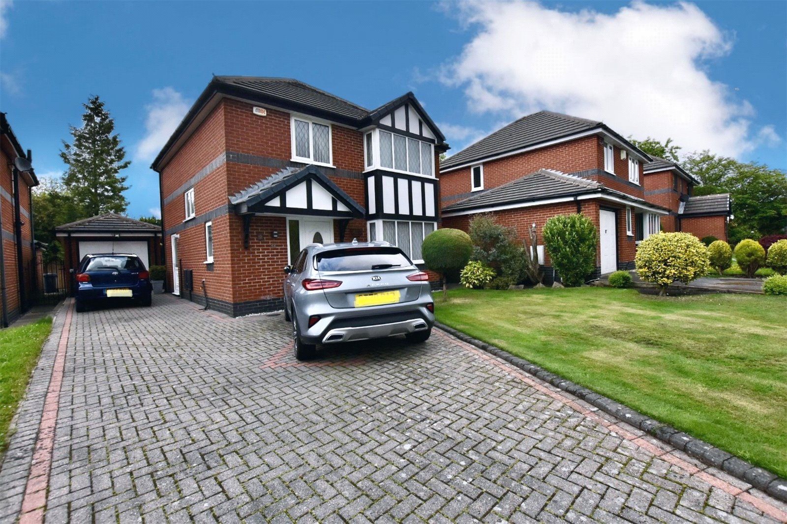 4 bed detached house for sale in Old Gates Drive, Feniscowles, Blackburn, Lancashire BB2 Zoopla
