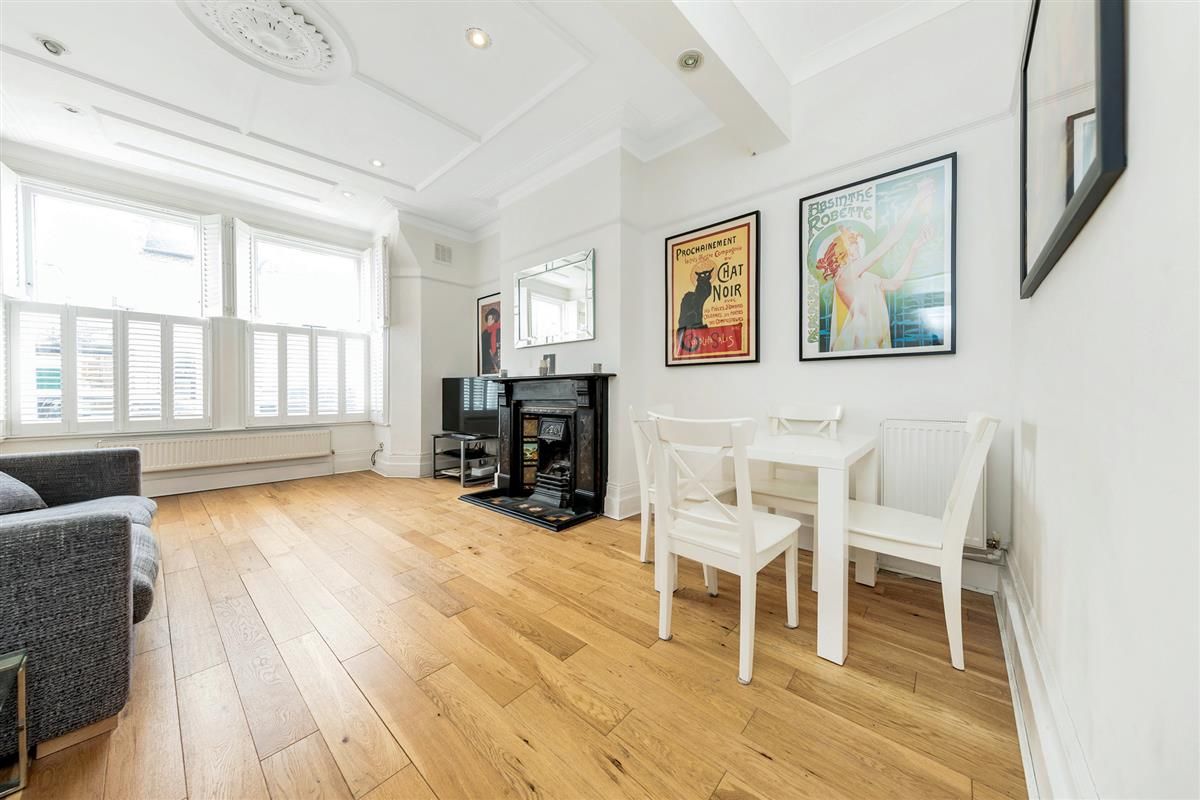 Thirsk Road, London SW11  