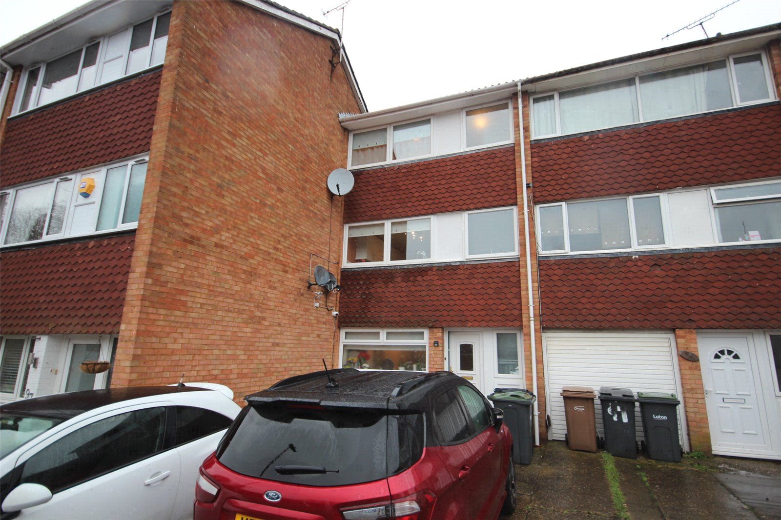 Falconers Road Luton Beds LU2  