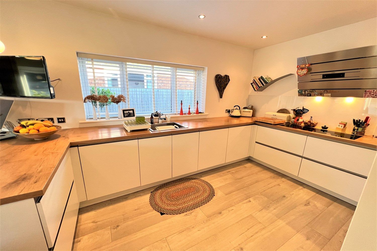 2 bed detached bungalow for sale in Stanneylands Drive, Wilmslow SK9
