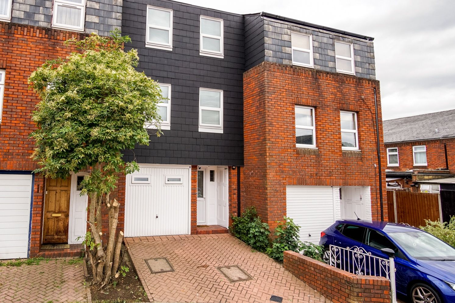 Whitmore Close, New Southgate, London N11  