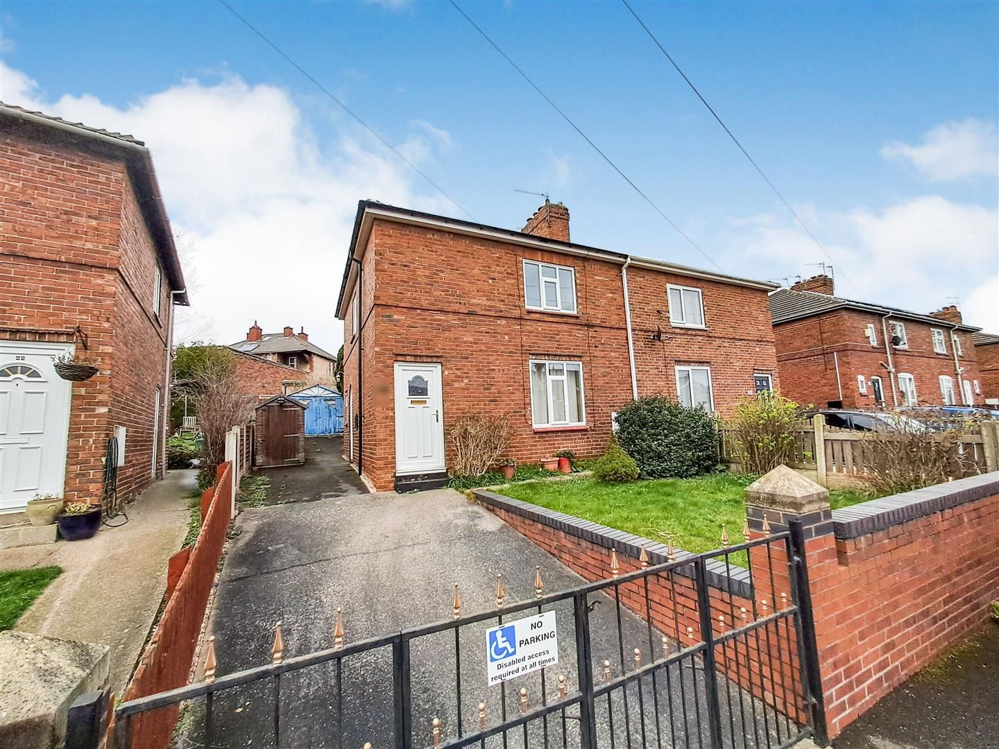 3 bed semidetached house for sale in Hope Avenue, Goldthorpe
