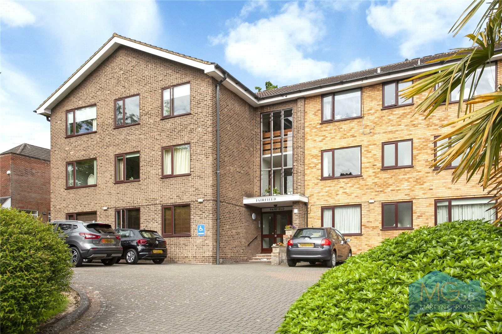 2 bed flat to rent in Fairfield, Oakleigh Park North, Whetstone, London