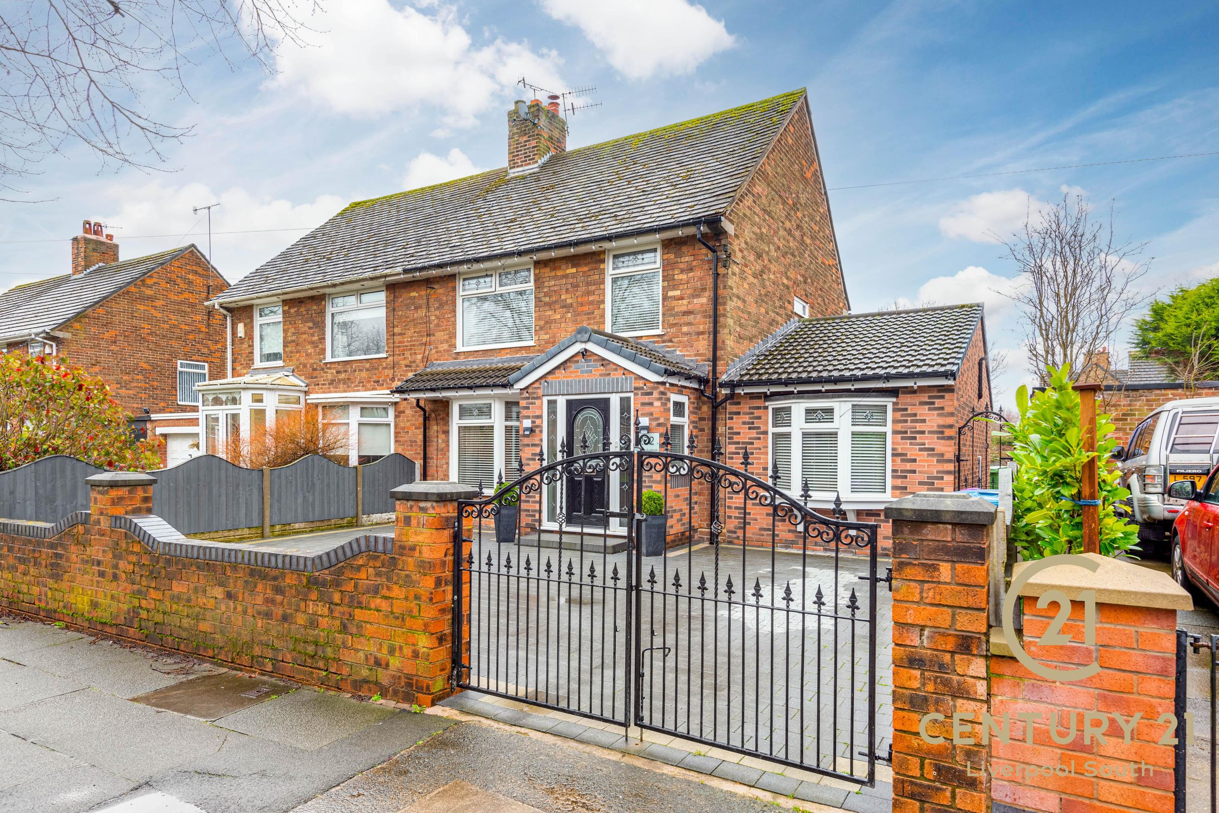 3 bed semidetached house for sale in Mather Avenue, Allerton