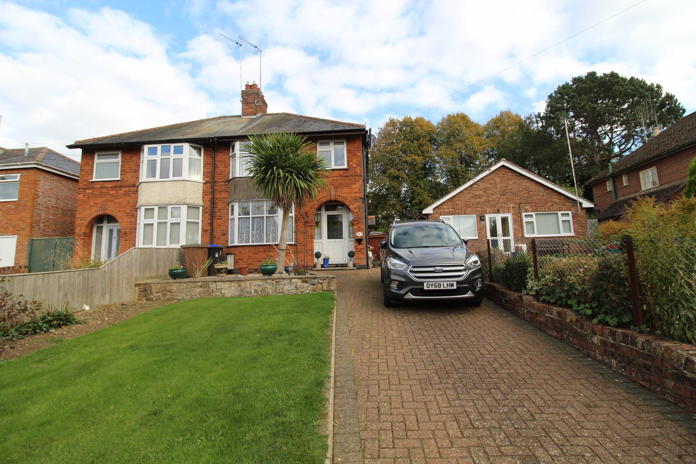 3 bed semidetached house for sale in Church Street, Woodford Halse, Northamptonshire NN11 Zoopla