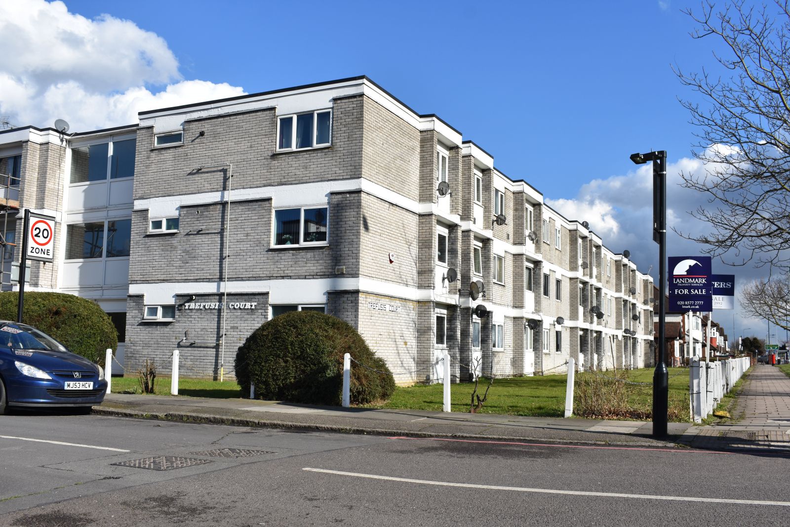 Trefusis Court Cranford TW5  